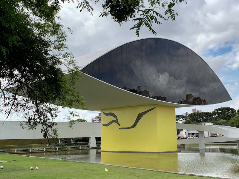 Museu Oscar Niemeyer em Curitiba