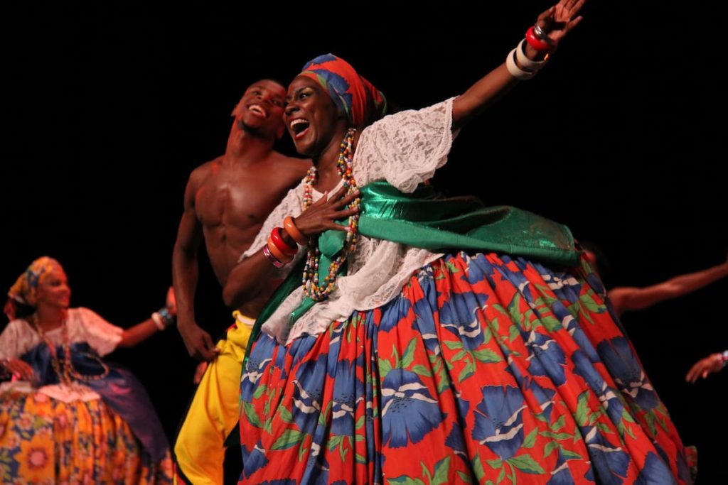 Balé Folclórico da Bahia - O que fazer na Bahia para passeio cultural