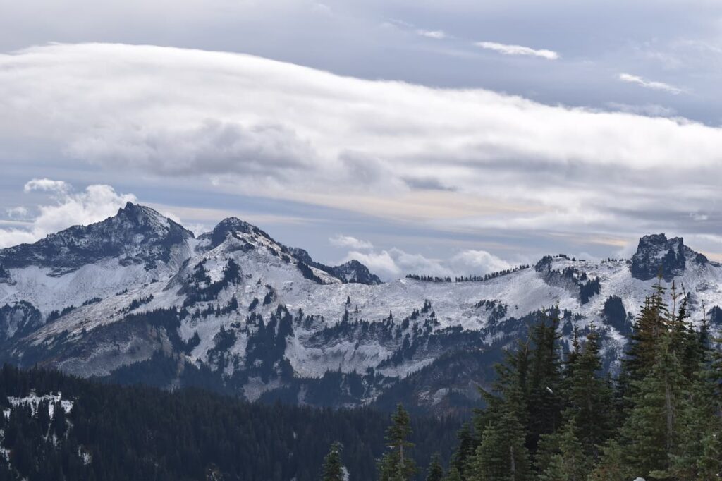 Mount Rainier National Park - winter holiday