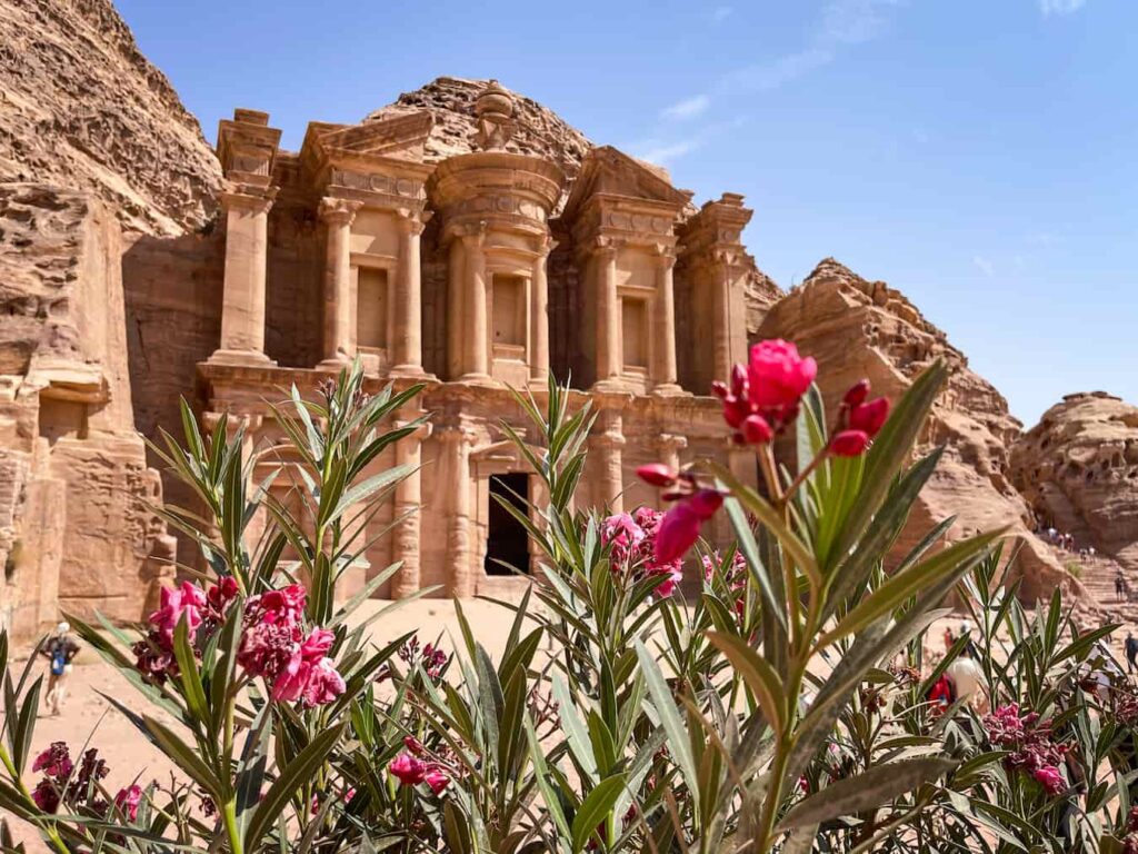 what to do in jordan - petra - tourist attractions for travel itinerary